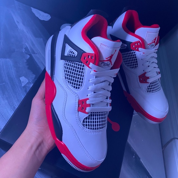 jordan 4 fire red near me